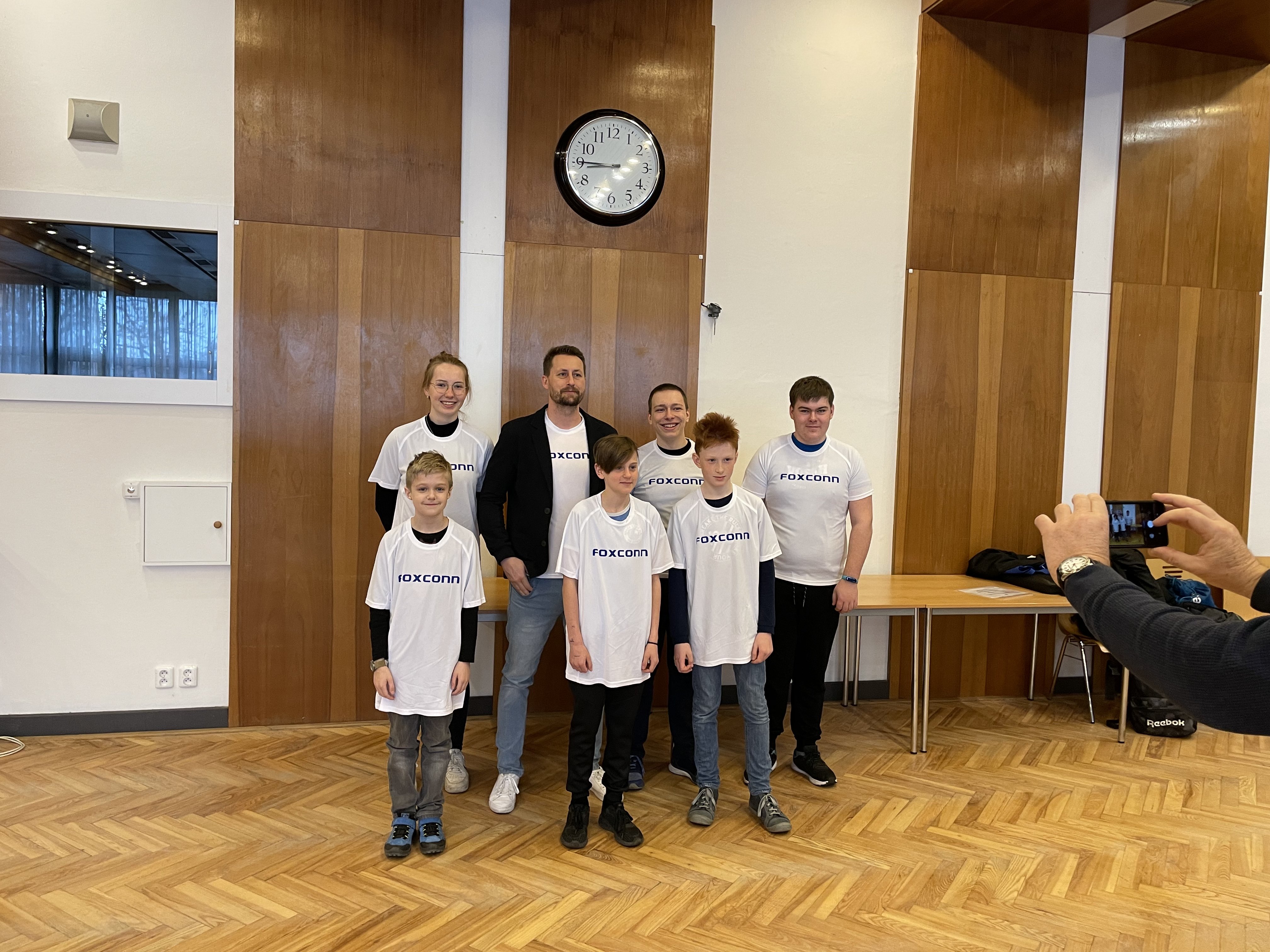 9513BD78-322F-44F9-AD37-9F6B9587F923