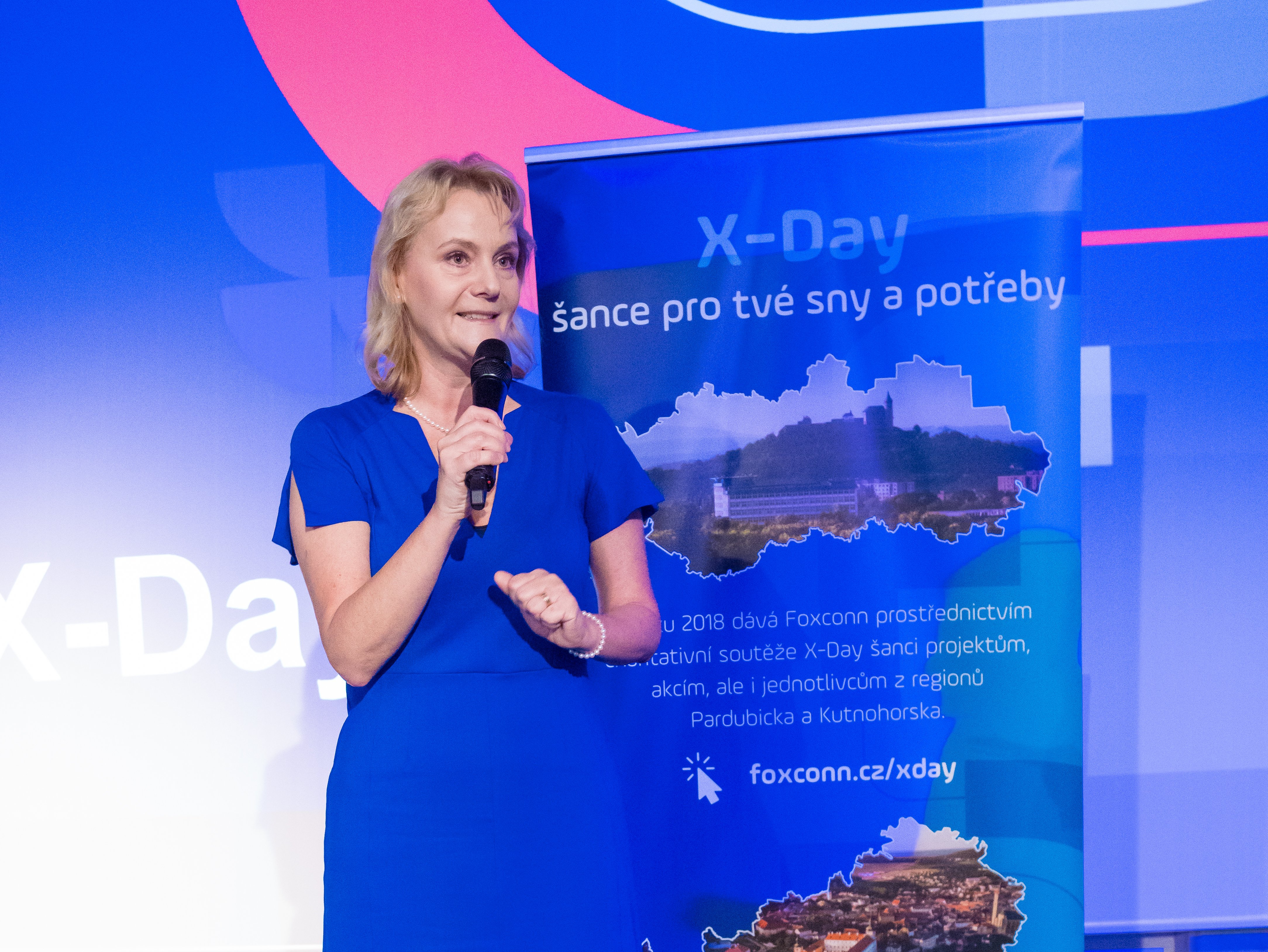       
          Foxconn X-DAY: Chances for your dreams and needs
      